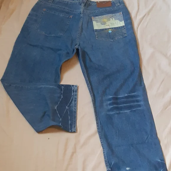 MEEZAN ARTCOUTURE RELAX JEANS, SIZE 42 - Picture 8 of 16